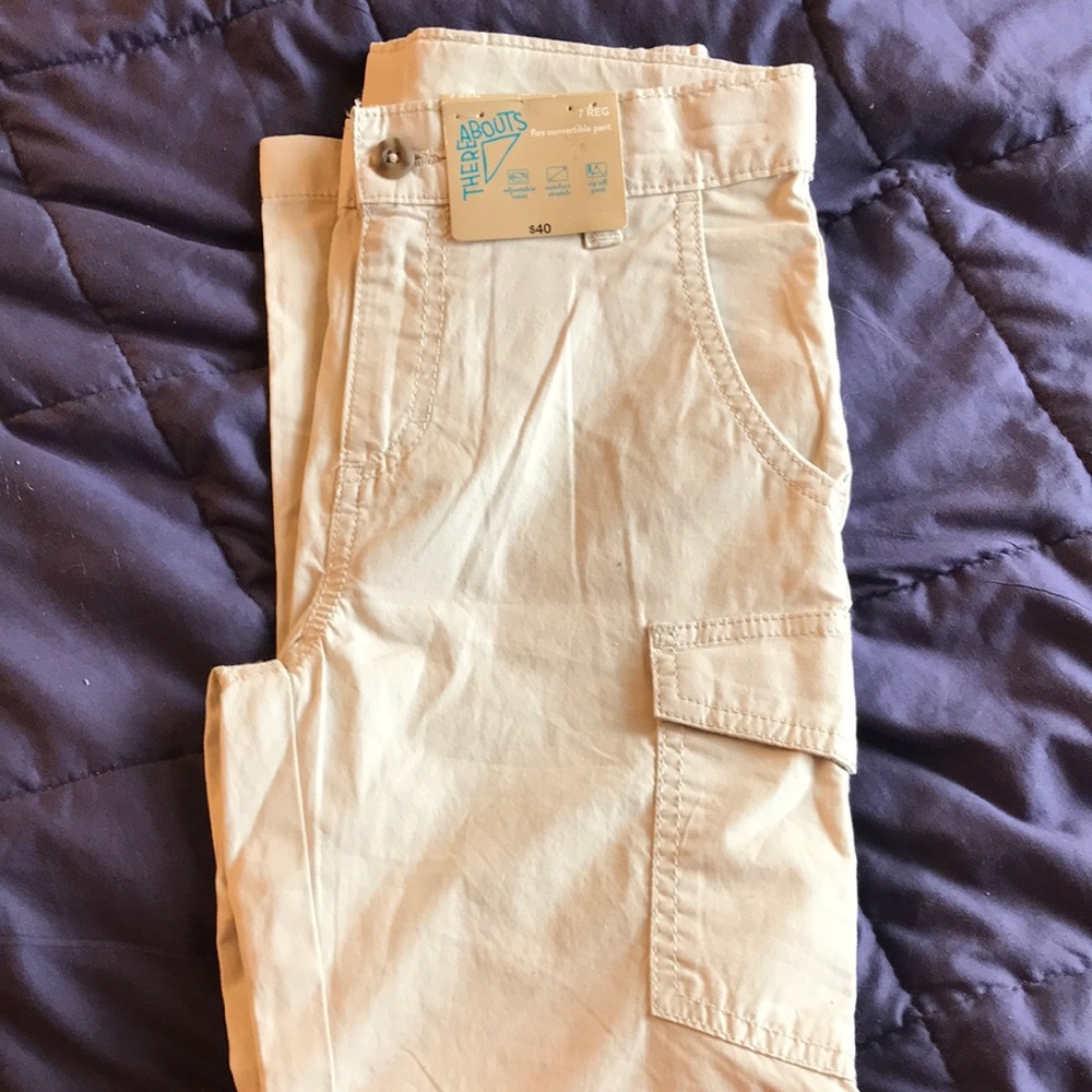 Brand new , shorts or pants zipper off at the knee .